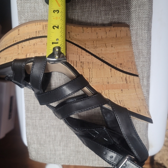 Guess Platform Leather Wedges Black - Picture 6 of 7